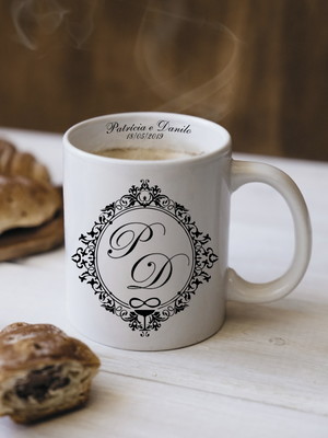 Lembrança de casamento caneca personalizada com brasão