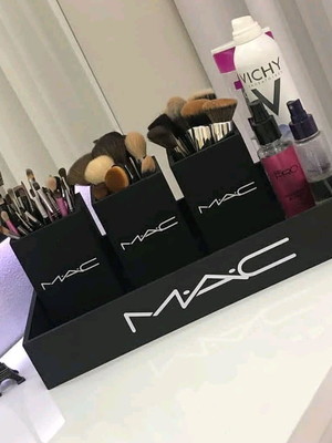 Kit bandeja m.a.c com 3 porta pincéis p/ organizar maquiagem