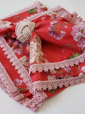 Guardanapo de tecido floral hortência .compre 8 leve 9