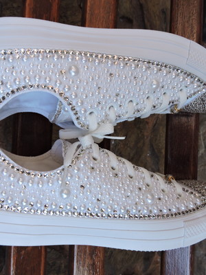 All star com perolas e cristais