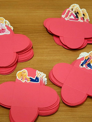 Forminhas barbie