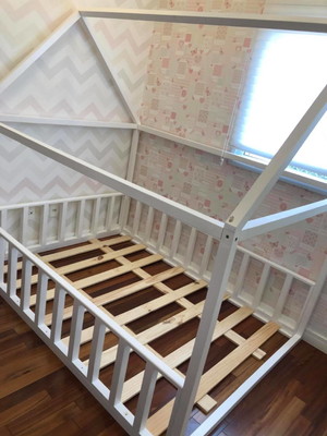 Cama casinha branca (casal)