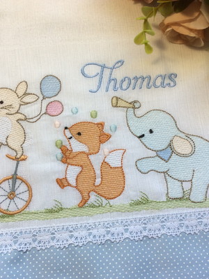 Fralda de passeio personalizada