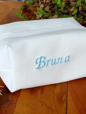 Necessaire bordada madrinha branca personalizada 15x11x9cm