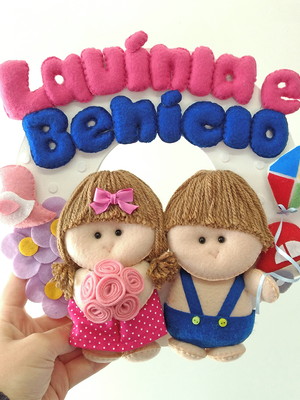Enfeite porta maternidade casal gêmeos 2