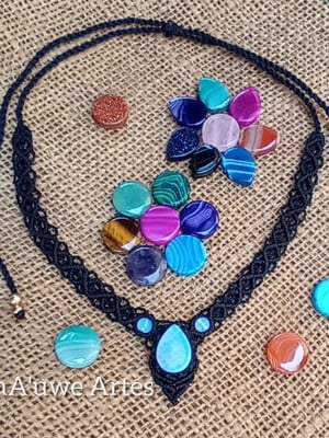 Colar ou headband em macramê com pedra da lua