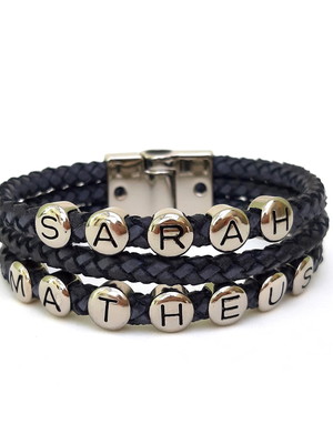Pulseiras couro personalizada com nome prateada fecho imã