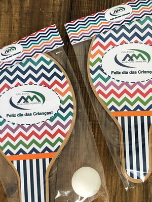 Brinde dia das crianças, raquetes de ping pong, envio rápido
