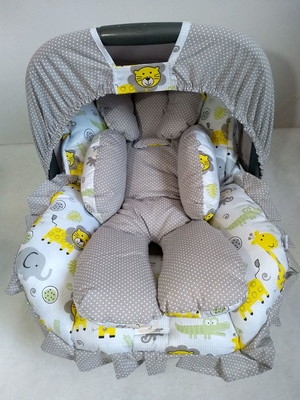 Capa de bebê conforto com redutor