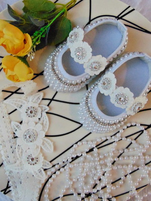 Sapatinhos com pérolas
