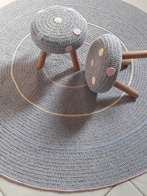 Duo de mini puff com capa em croche
