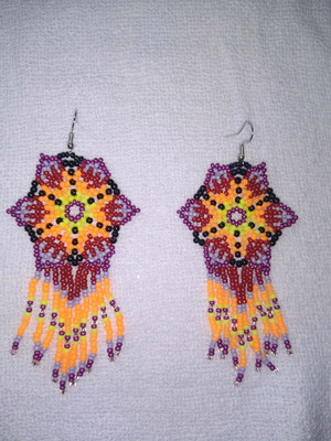 Brinco estrela huichol