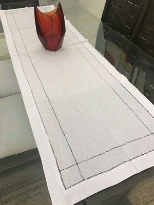 Caminho de mesa em linho ponto ajuda de 1 metro