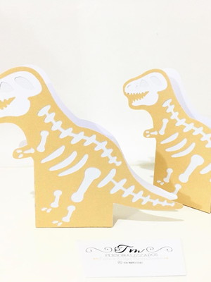 Caixa dinossauro