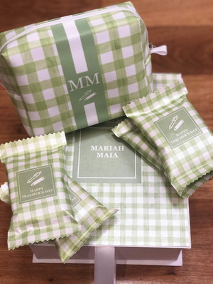 Caixa presente - necessaire m + brownies