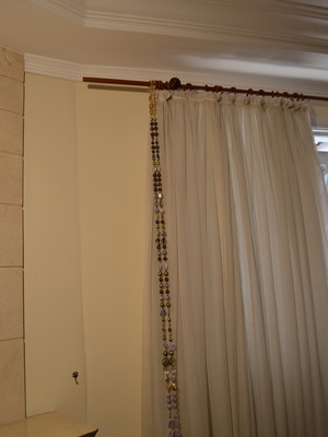 Pingente de cortinas pedras falsas cor preta mescladas(par)
