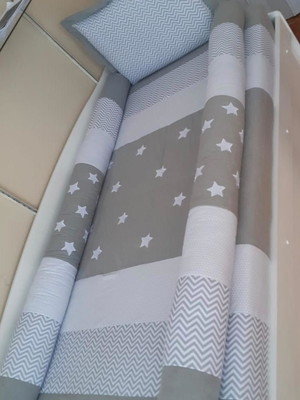 Colcha vapt vupt + 01 rolo 1.80 + 02 almofadas