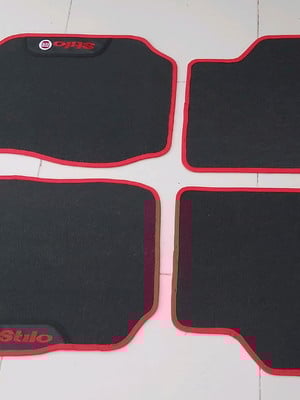Jogo de tapete emborrachado fiat stilo