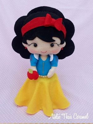 Kit com 2 princesas