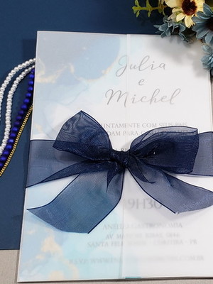 Convite de casamento em papel vegetal azul - aurora