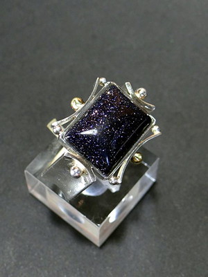 A362 anel de prata com goldstone azul