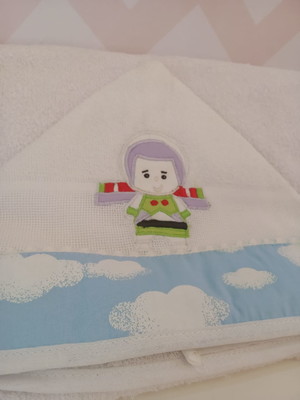 Toalha com capuz buzz lightyear - toy story