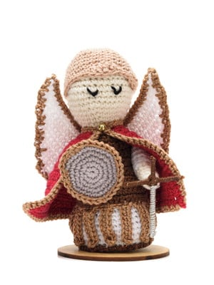 São miguel arcanjo em amigurumi
