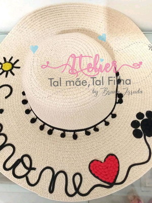 Chapéu de palha customizado com nome ou palavra