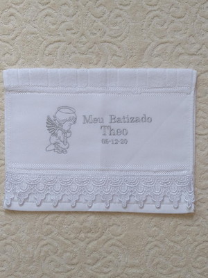 Toalhinha bordada meu batizado (ref a 01 unidade)