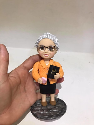 Bonequinha de biscuit