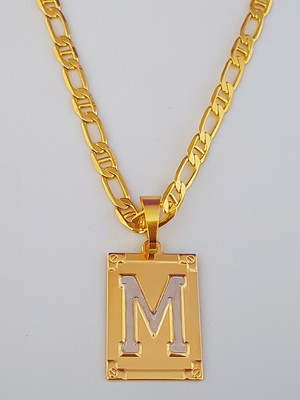 Cordão 60 cm pingente letra m folheado ouro 18k. c15m19