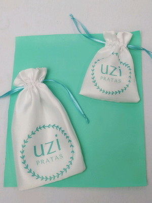 Kit de embalagens personalizadas em cetim