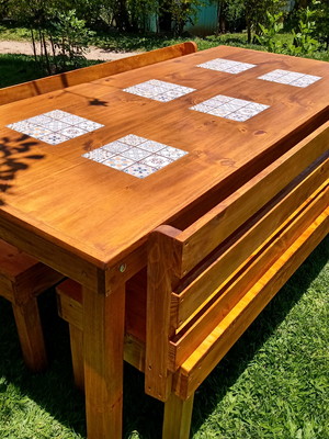 Cjto mesa 1,80 x 0,80 quero quero ii 6 cerâmicas e 2 bancos