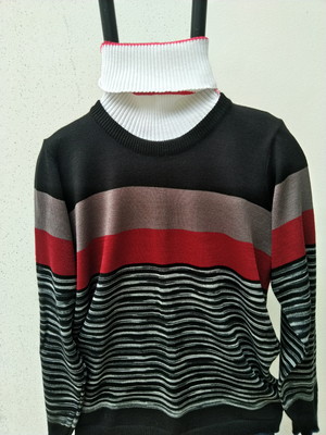 Blusa de tricô colorida