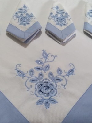 Toalha de mesa com guardanaposp