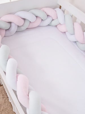 Protetor de berço trança 3,90 mts - rosa bebe/branco/cinza