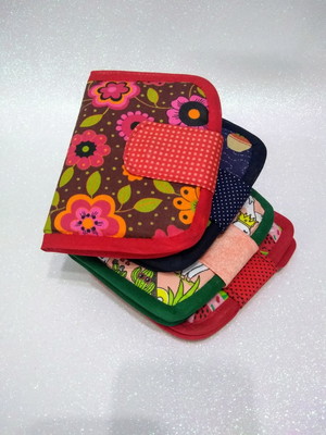 Mini carteira floral alegria
