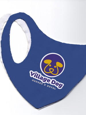Mascara especial village dog