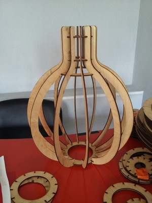Luminária de teto tipo pendente em mdf - completa