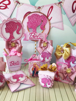 Kit personalizado caixinhas 50 itens - barbie rosa