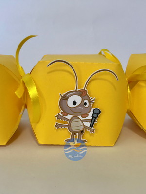 Caixa bala 3d galinha pintadinha