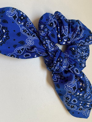 Scrunchie bandana azul escuro