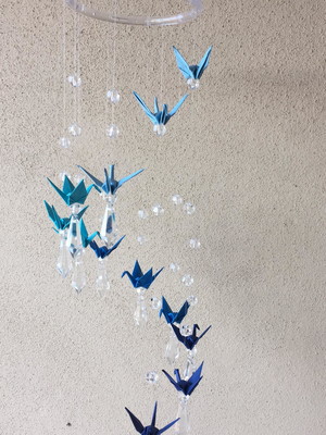 Móbile origami azul