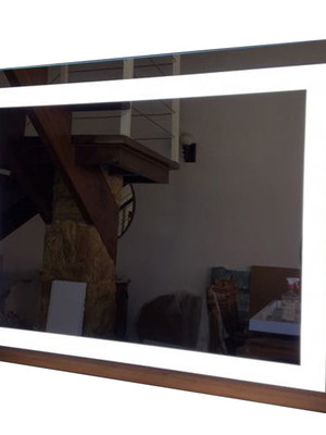 Espelho retangular com iluminação de led 80cm l x 50cm a