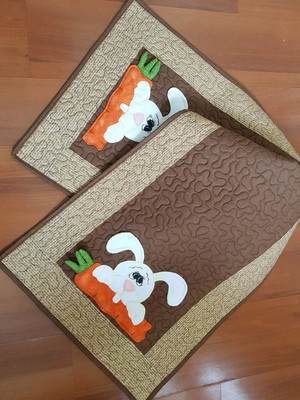 Trilho de mesa páscoa