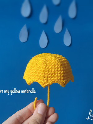 Guarda chuva amarelo amigurumi how i met your mother