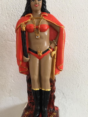 Pombagira rainha em gesso linda maria padilha