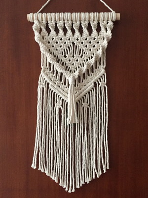 Flâmula triângulo macrame
