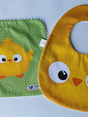 Kit maninha /toalinha e babador + prendedor de chupeta