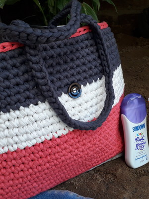Bolsas de crochê, praia e piscina